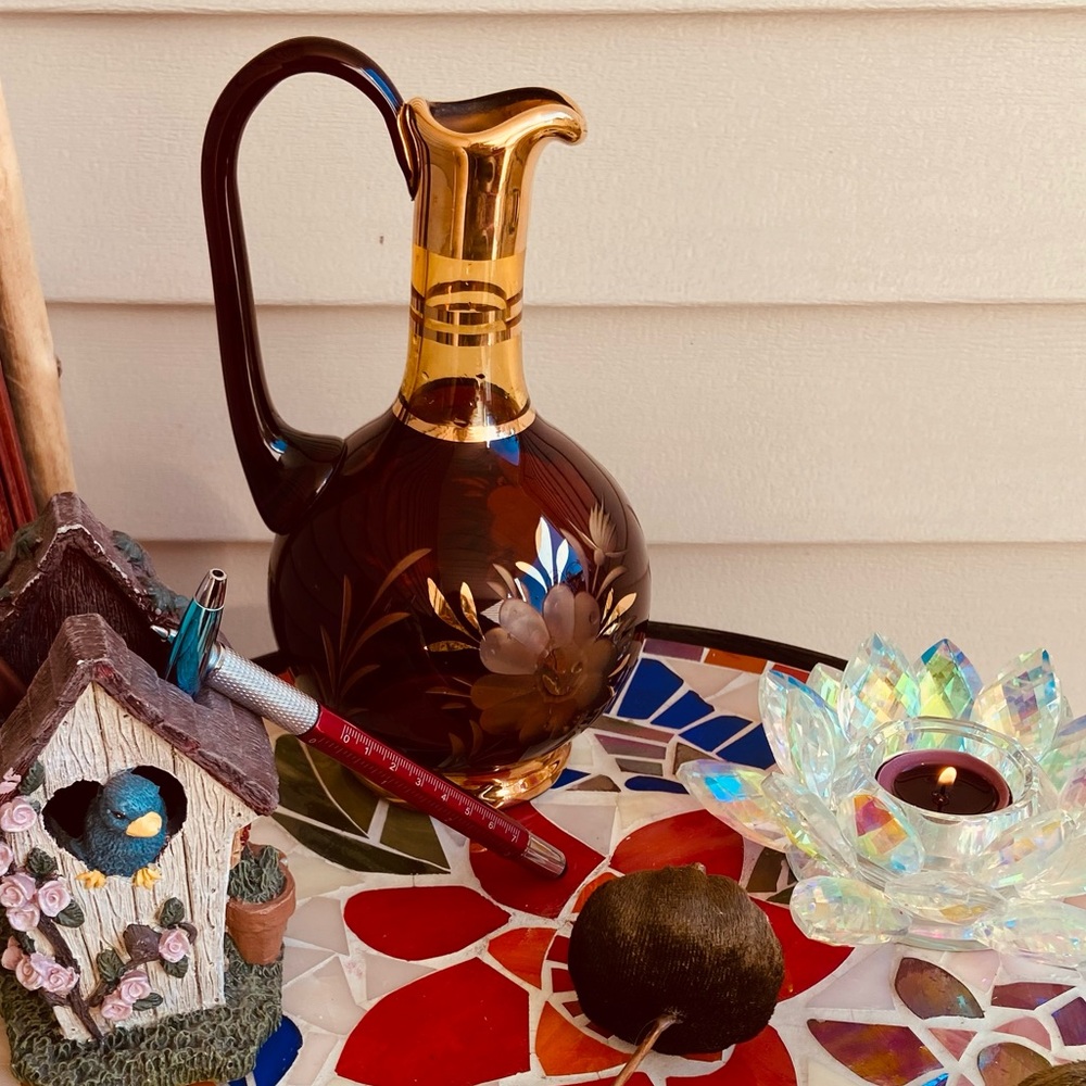 Old Etched & Gilded Mini Red Amber Glass Decanter/ Handle Beautiful Starburst🪻&✨